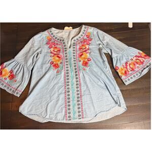 Savanna Jane Womens Floral Denim Top Size Medium Bell Sleeves Boho Embroidered